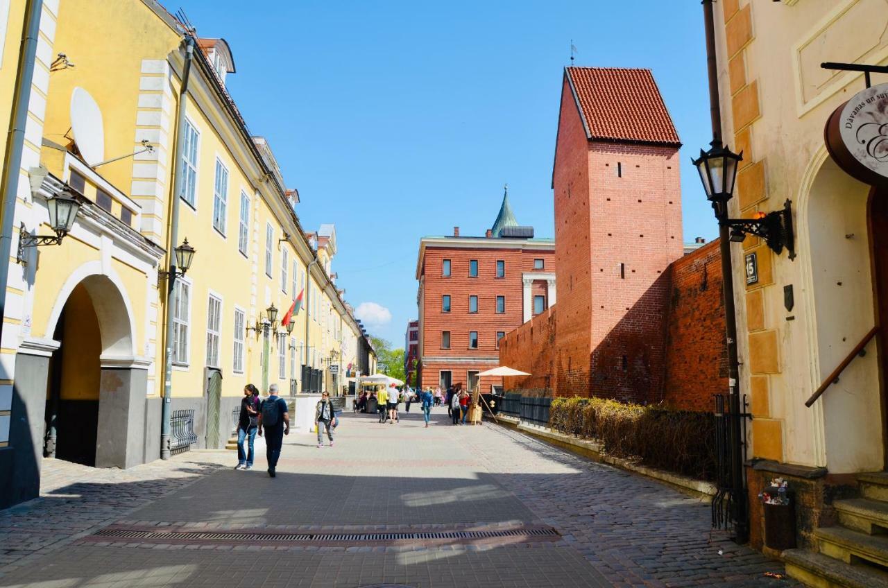 Jacob'S Barracks Apartment In Old Town Riga Esterno foto